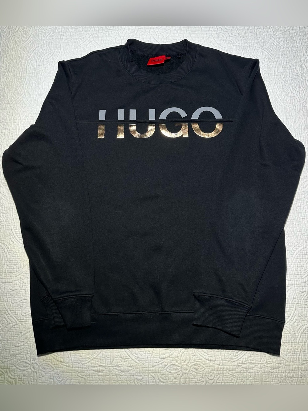 Hugo Boss Black Crewneck Sweatshirt with Metallic Gold Logo